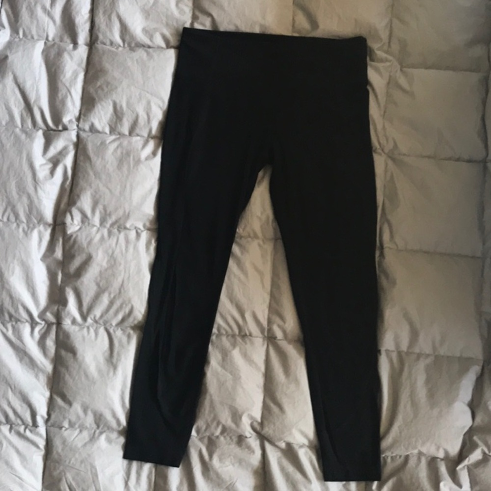 Athleta crop leggings powervita M